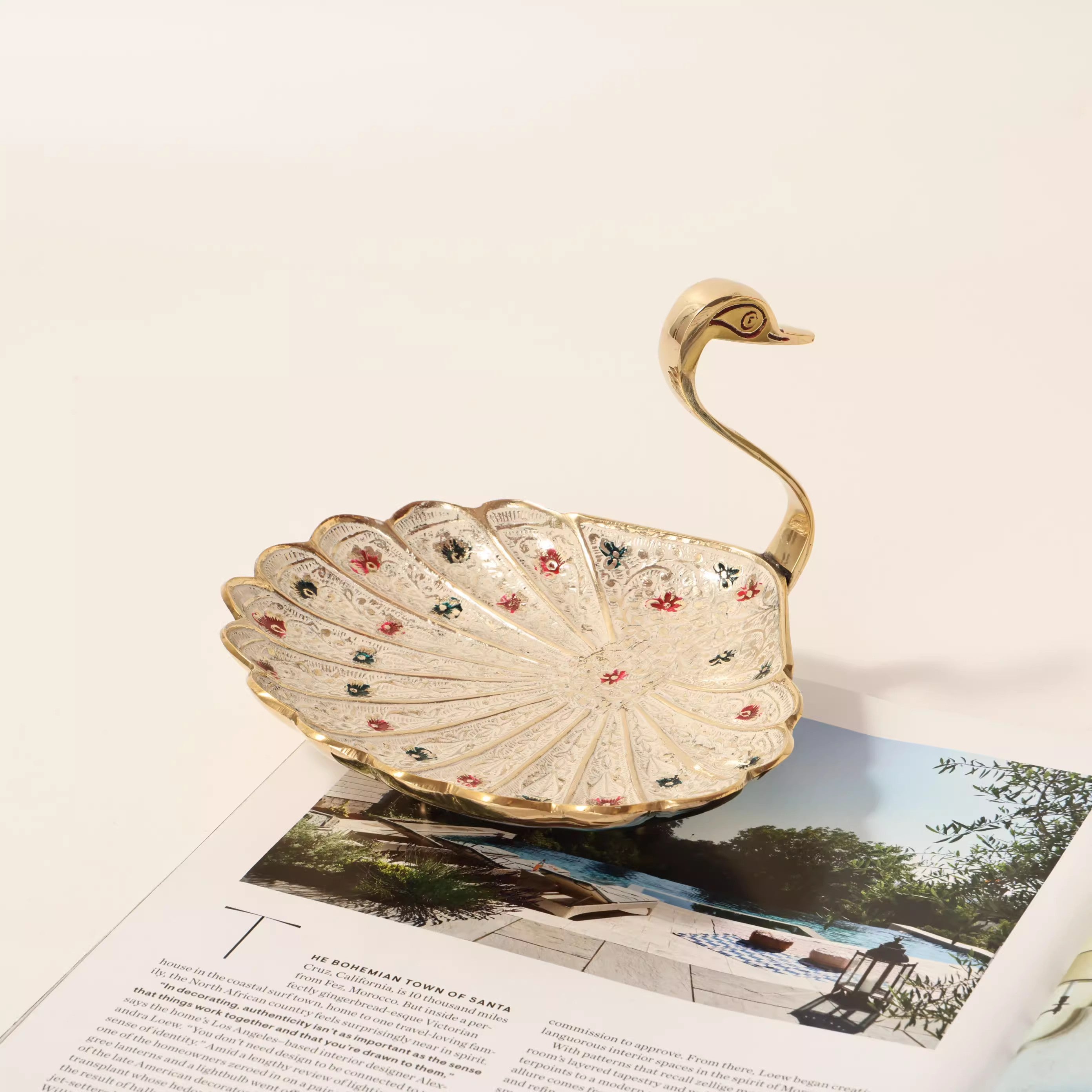 Imported brass handmade peacock storage tray coffee table dried fruit snack tray swan jewelry key saucer fruit plate ornaments