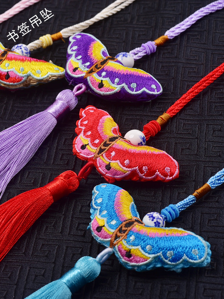 Chinese style Shu embroidery scarf gift silk scarf three-piece scarf bookmark pen set gift box for the old people to go abroad gifts