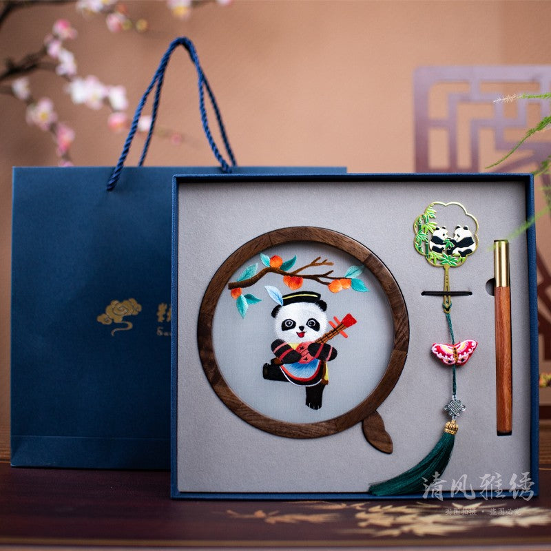Suzhou embroidery gift three-piece box to foreigners hand-embroidered panda trinkets gift box bookmark business souvenirs