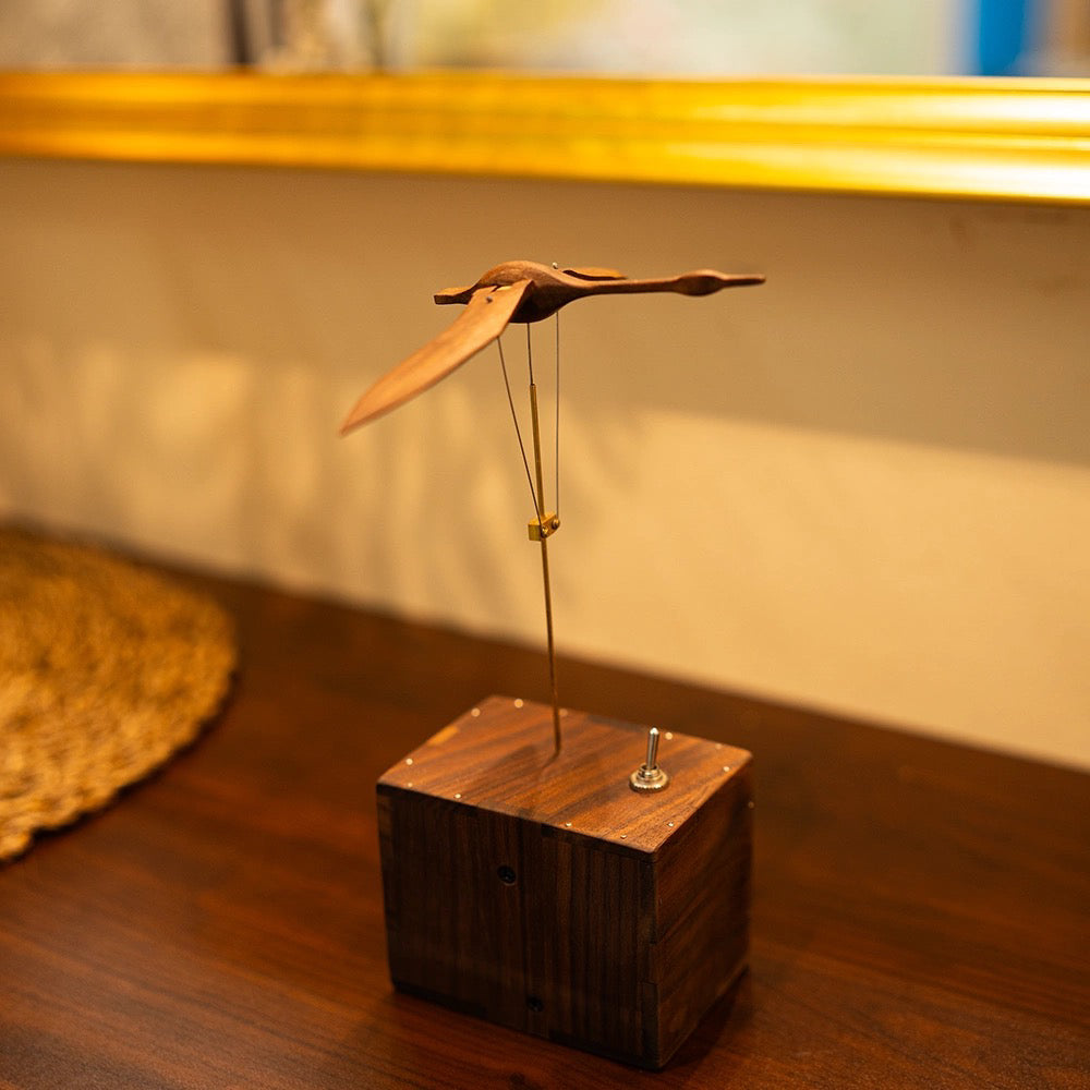 Creative black walnut solid wood swan ornaments, modern tea room table decorations, housewarming new home entrance gifts