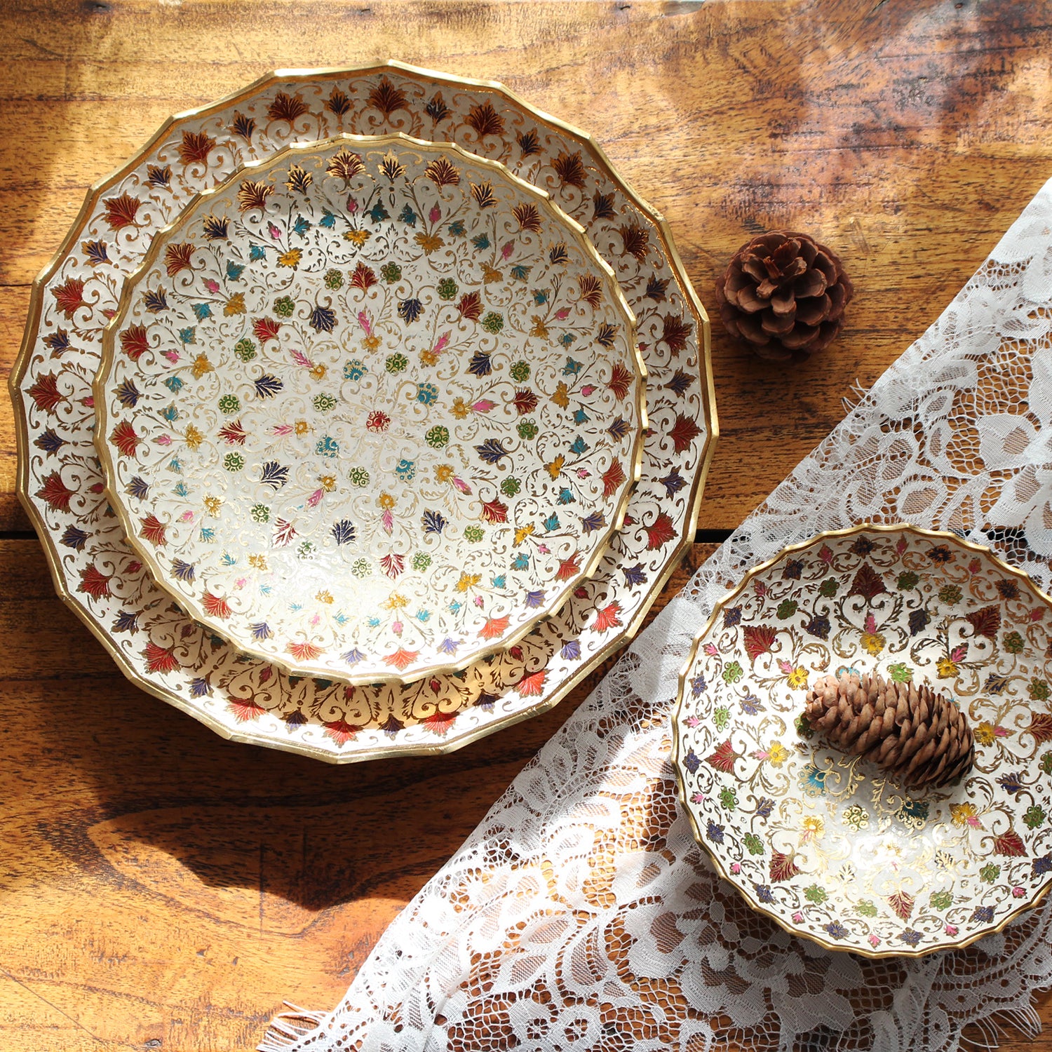 Brass fruit plate Southeast Asian painted retro handmade dried fruit snack key storage carved pattern