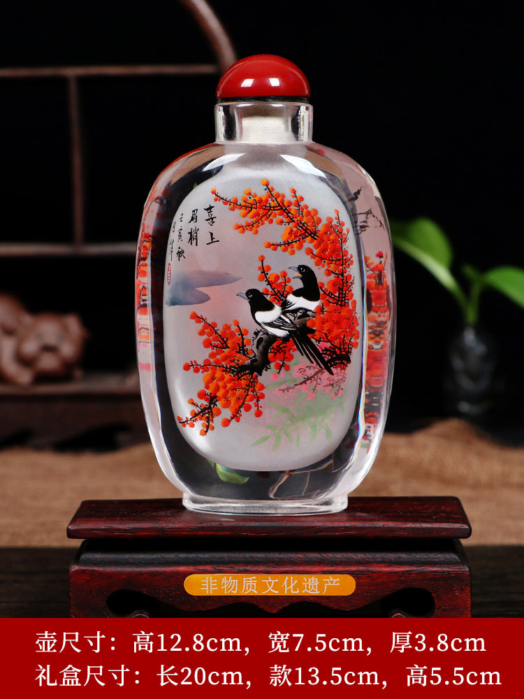 Imperial gifts, hand-painted inner painting snuff bottles, Chinese style characteristic handicraft snuff bottle ornaments, business gifts for foreigners