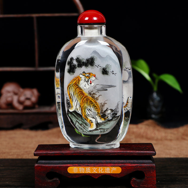 Imperial gifts, hand-painted inner painting snuff bottles, Chinese style characteristic handicraft snuff bottle ornaments, business gifts for foreigners